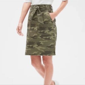 Banana Republic Womens Skirt Green Camo W/ Belt Size Z4 NWT $65